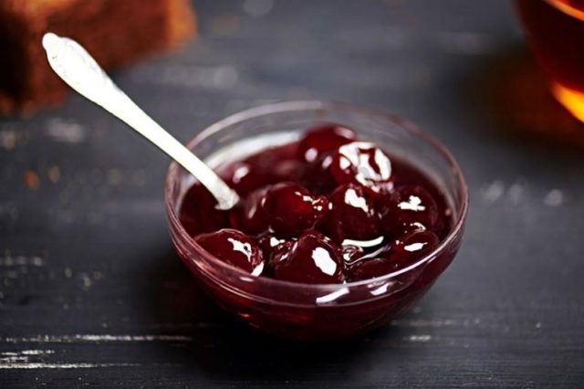 Cherry jam for the winter with a bone: recipes for cooking from fresh and frozen berries, benefits and harms