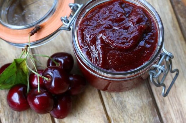 Cherry jam: recipes for the winter at home with pectin, gelatin