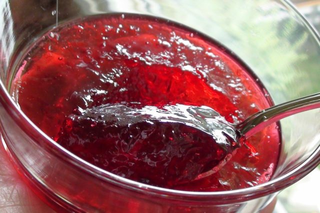 Cherry jam: recipes for the winter with gelatin