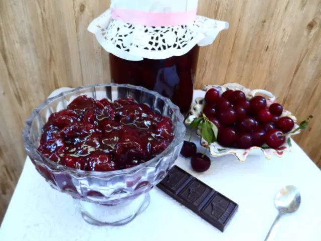 Cherry jam with chocolate for the winter: amazing recipes