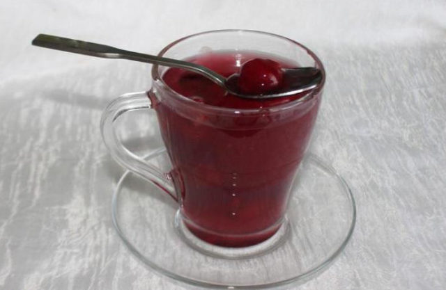 Cherry jelly: recipes with starch, from jam, from juice, from syrup, from compote