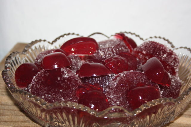 Cherry marmalade at home: recipes on agar, with gelatin