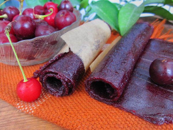 Cherry pastille at home: recipes without sugar, with banana, with apples