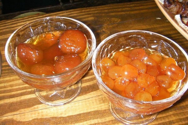 Cherry plum jam: how to cook a dessert of red and yellow cherry plums with and without pits