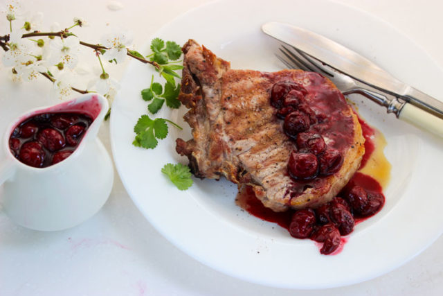 Cherry sauce for the winter: for meat, for dessert, for duck, for turkey