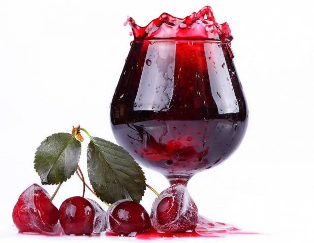 Cherry wine at home