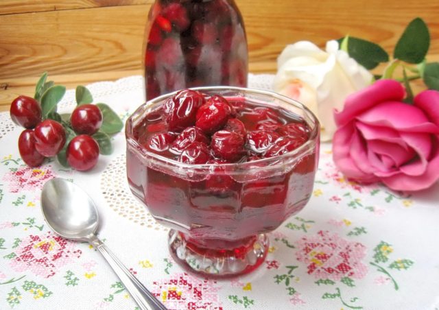 Cherry with sugar for the winter without cooking: recipe with photo