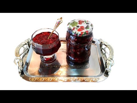 Cherry with sugar for the winter without cooking: recipe with photo