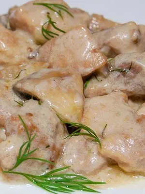 Chicken fillet with champignons: recipes for cooking delicious dishes