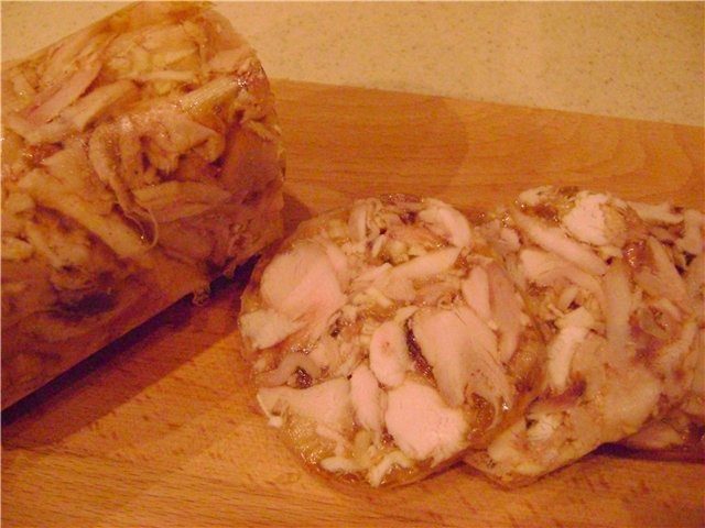 Chicken sausage with gelatin: boiled, doctors