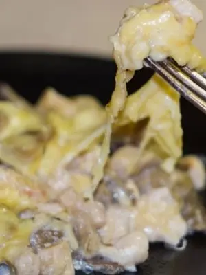 Chicken with champignons: homemade recipes