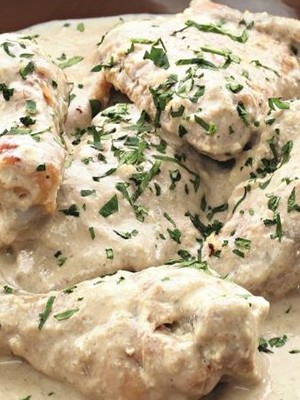 Chicken with champignons: homemade recipes