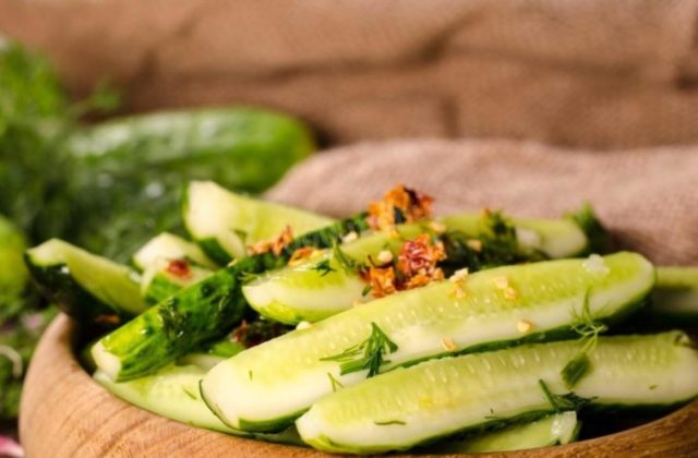 Chopped cucumbers with mustard: recipes for the winter in slices, slices, spicy