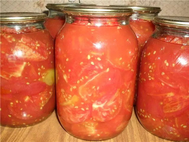 Chopped tomatoes in their own juice: 7 recipes