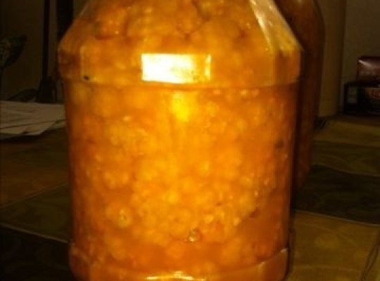 Cloudberry for the winter in its own juice