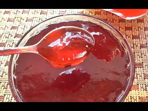 Cold currant jelly