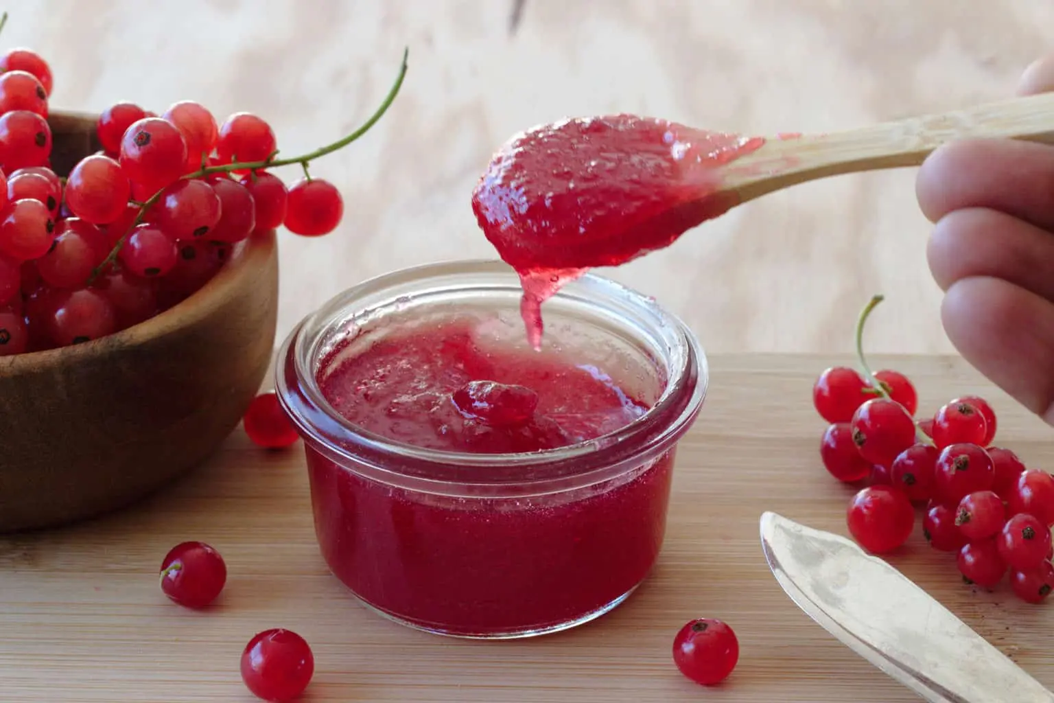 Cold currant jelly