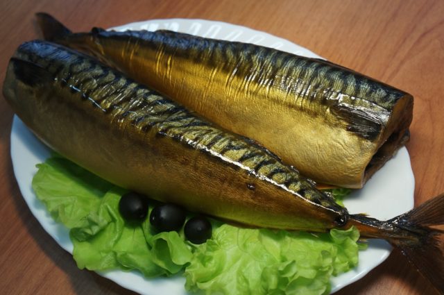 Cold smoked mackerel: calories per 100 grams, BJU, GI