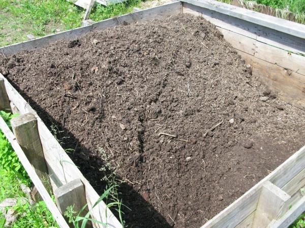 Compost Acceleration: Preparations for Rapid Ripening