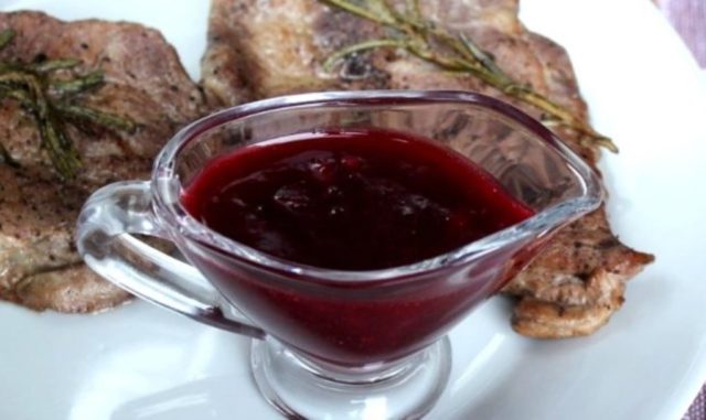 Cowberry sauce for meat