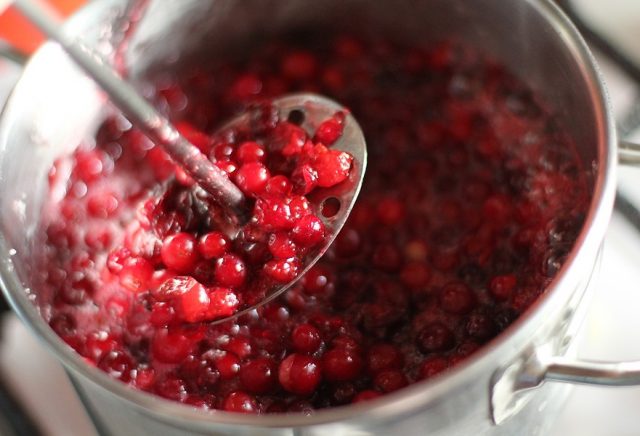 Cranberry jam - recipes for the winter