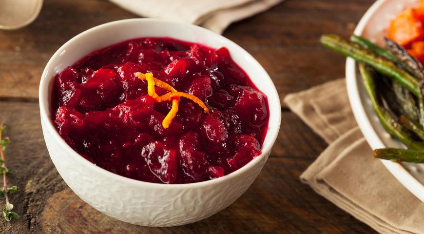 Cranberry sauce for meat, duck, chicken, turkey, fish and cold cuts: 27 recipes with photos + serving rules