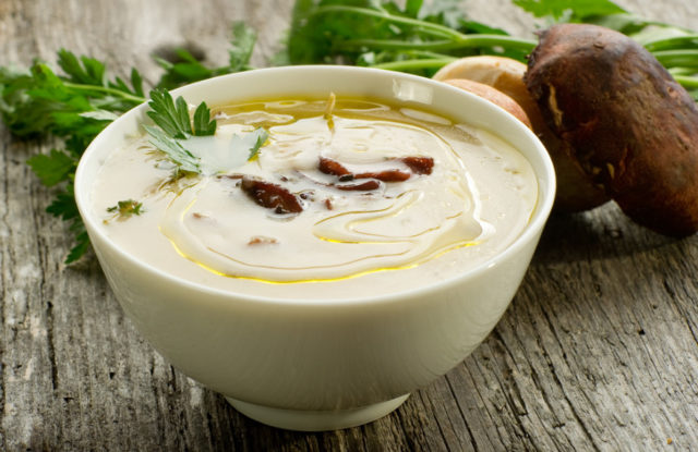 Cream soup of porcini mushrooms: how to cook, recipes