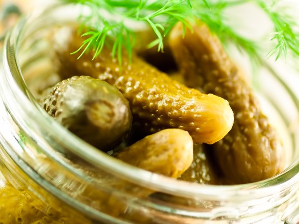 Crispy cucumbers with vodka for the winter: pickling and canning recipes in 3-liter jars