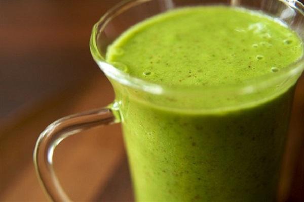 Cucumber juice for the winter: recipes for making through a juicer