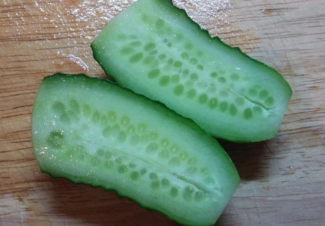 Cucumber Liliput F1: description and characteristics of the variety