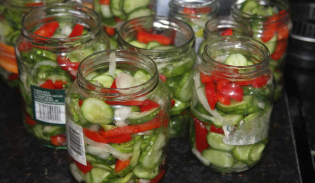 Cucumber salad with mustard: recipes for the winter