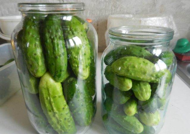 Cucumbers in sweet and sour marinade for the winter