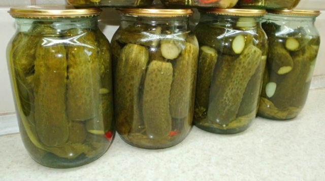 Cucumbers pickled with cinnamon: recipes for the winter