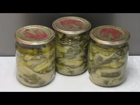 Cucumbers pickled with ground pepper: black, red, salting recipes