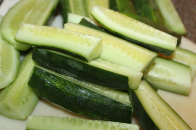 Cucumbers with carrots in Korean for the winter: step by step recipes with photos