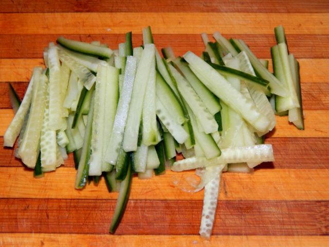 Cucumbers with carrots in Korean for the winter: step by step recipes with photos