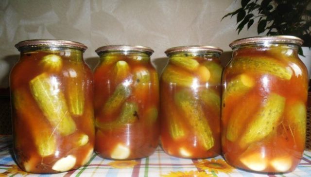 Cucumbers with chili ketchup: recipes without sterilization for the winter per liter jar