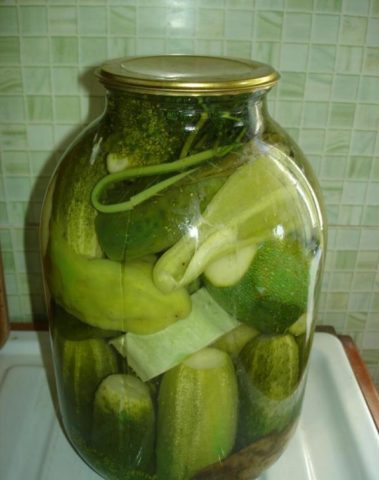 Cucumbers with zucchini for the winter: canned, crispy, pickled, salted