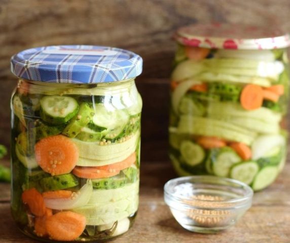 Cucumbers with zucchini for the winter: canned, crispy, pickled, salted