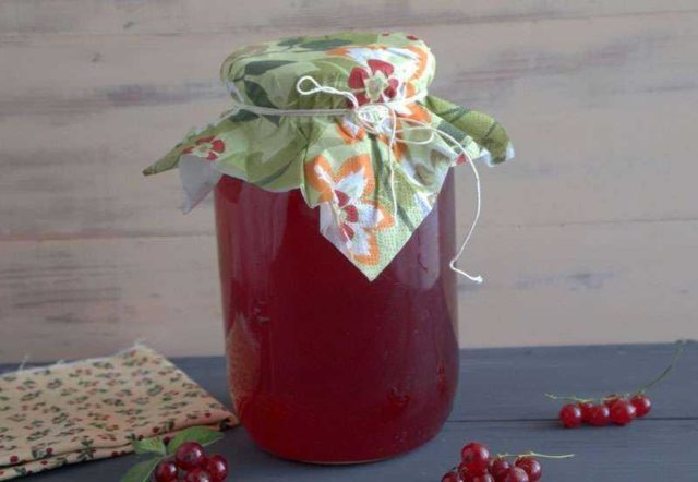 Currant syrup recipes for the winter: from red and black