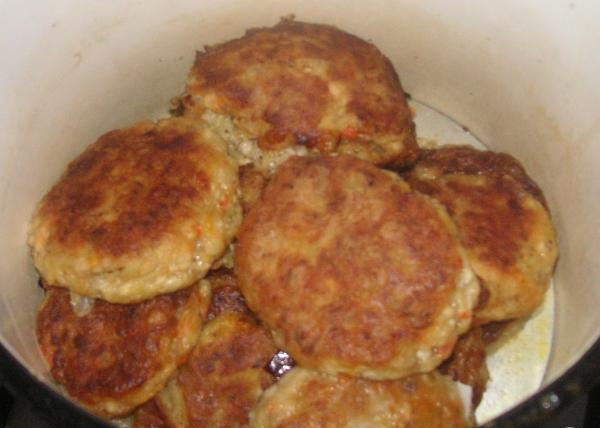 Cutlets from rice: recipes with photos