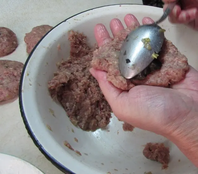 Cutlets with mushrooms