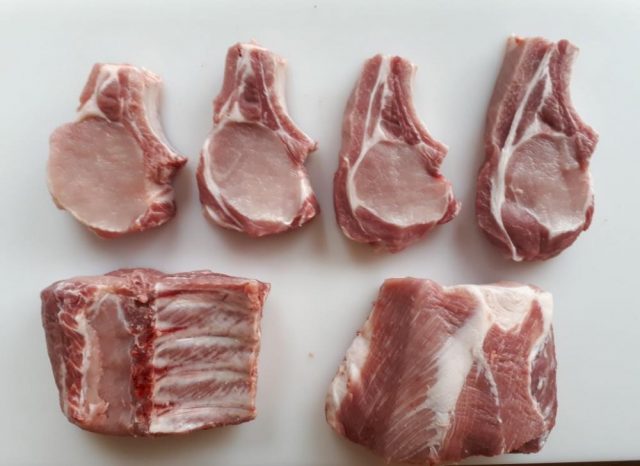 Cutting a pork carcass with a description of the parts