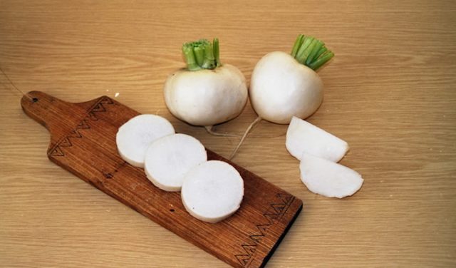 Daikon Sasha: planting and care, planting dates