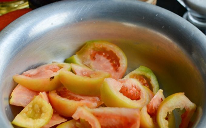 Danube green tomato salad