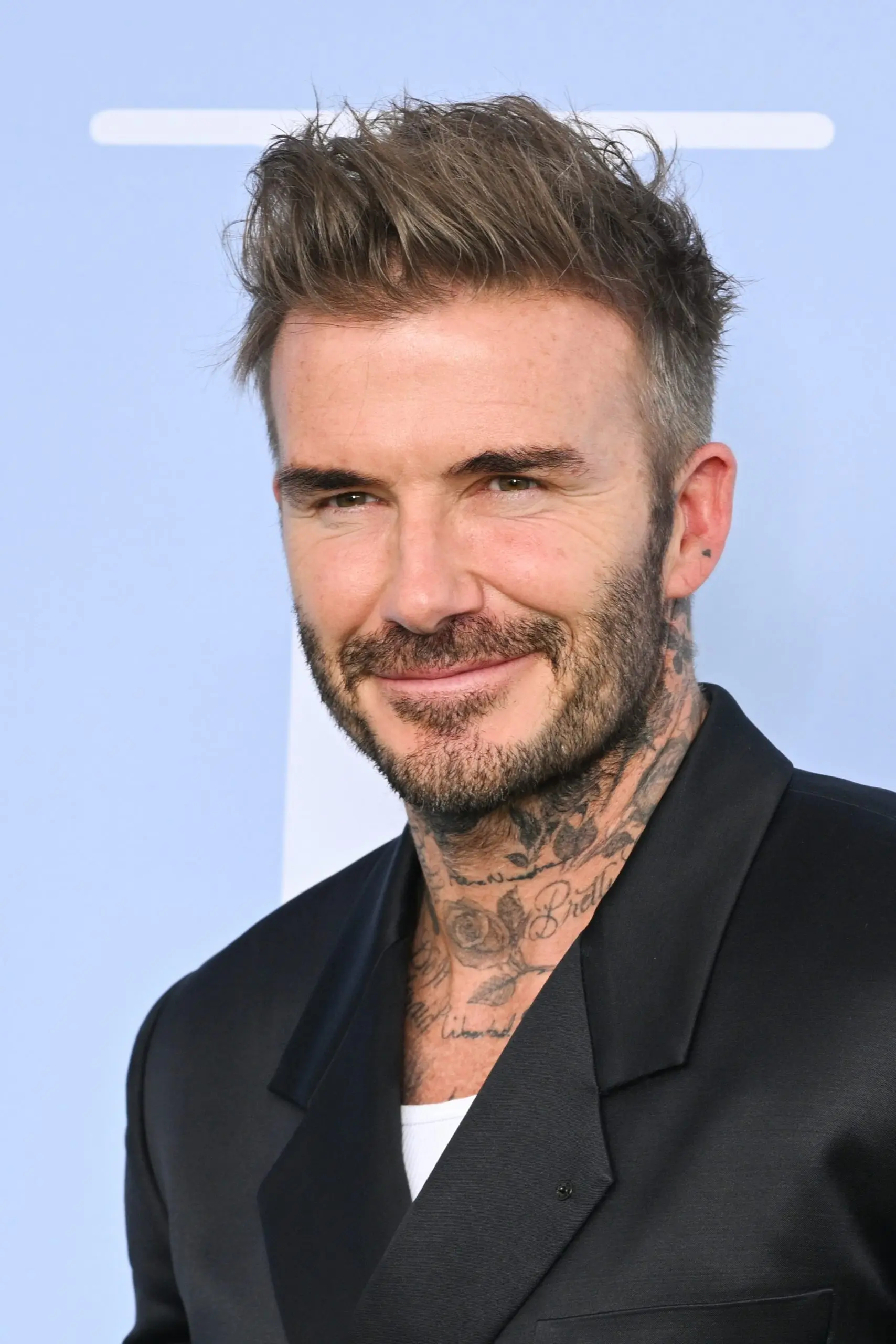 David Beckham complains of a bothersome runny nose. It is a popular ailment