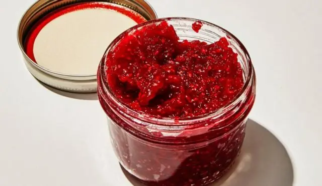 Delicious and thick raspberry jam: recipes for the winter