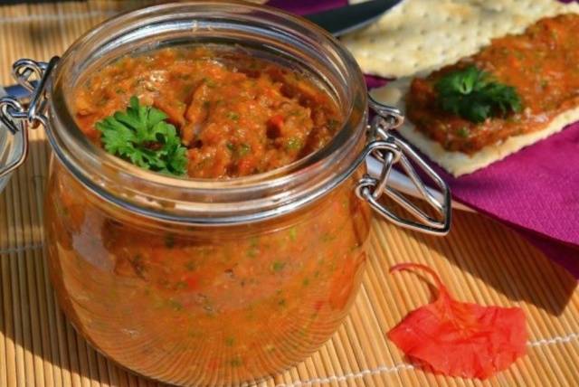 Delicious eggplant caviar for the winter