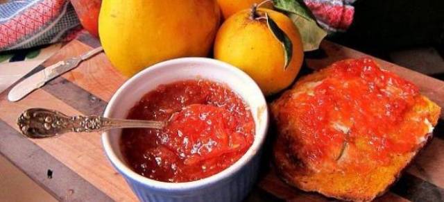 Delicious quince jam