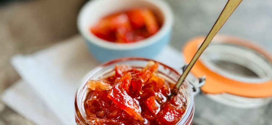 Delicious quince jam